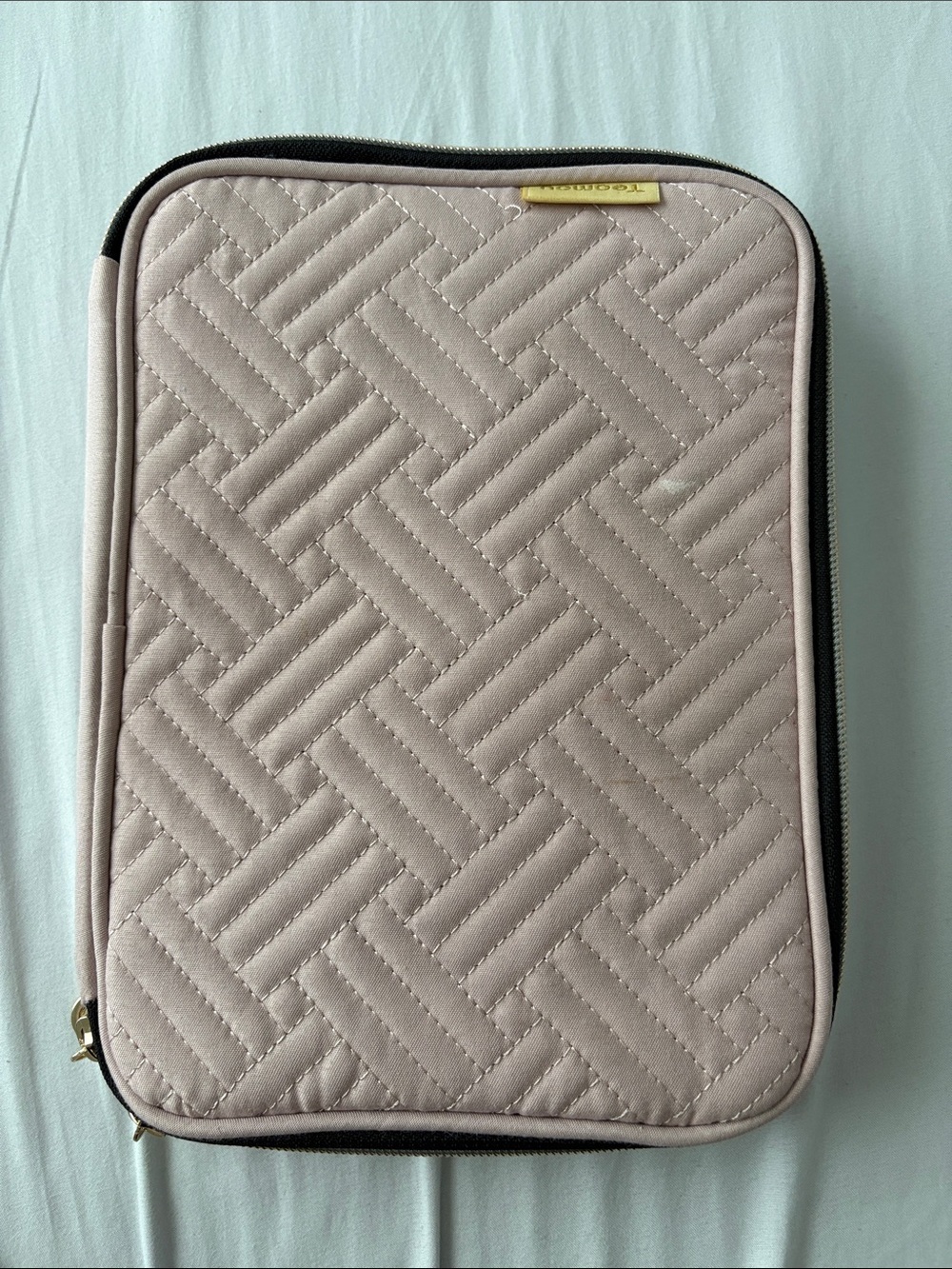 Quilted Jewelry Case in Blush Taupe/Pink